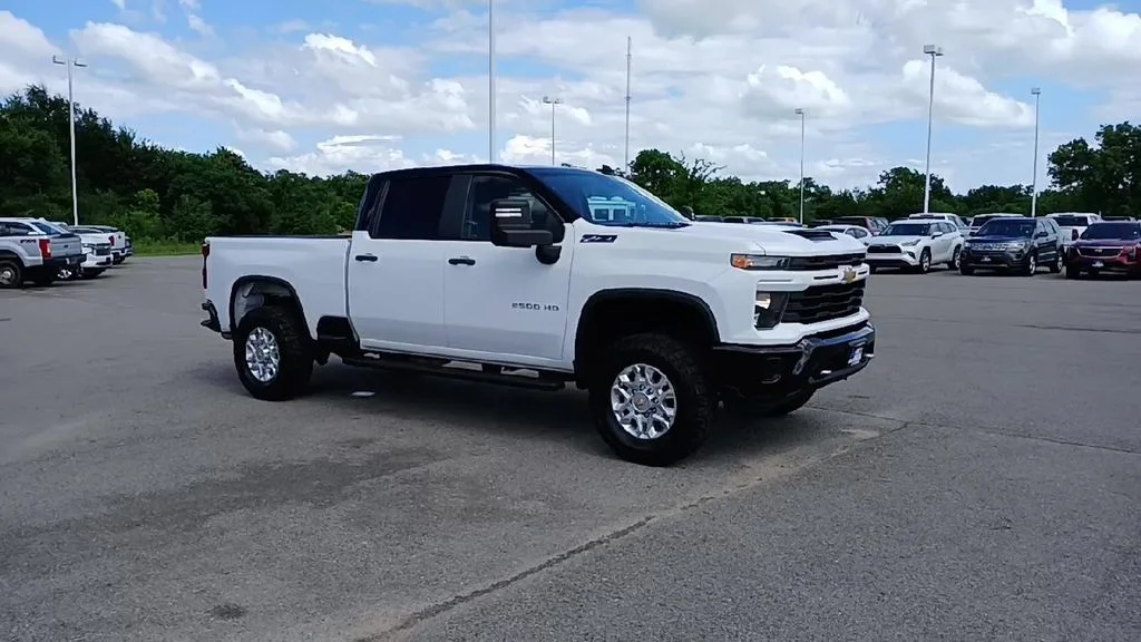 Used 2024 White Chevrolet Custom image 2
