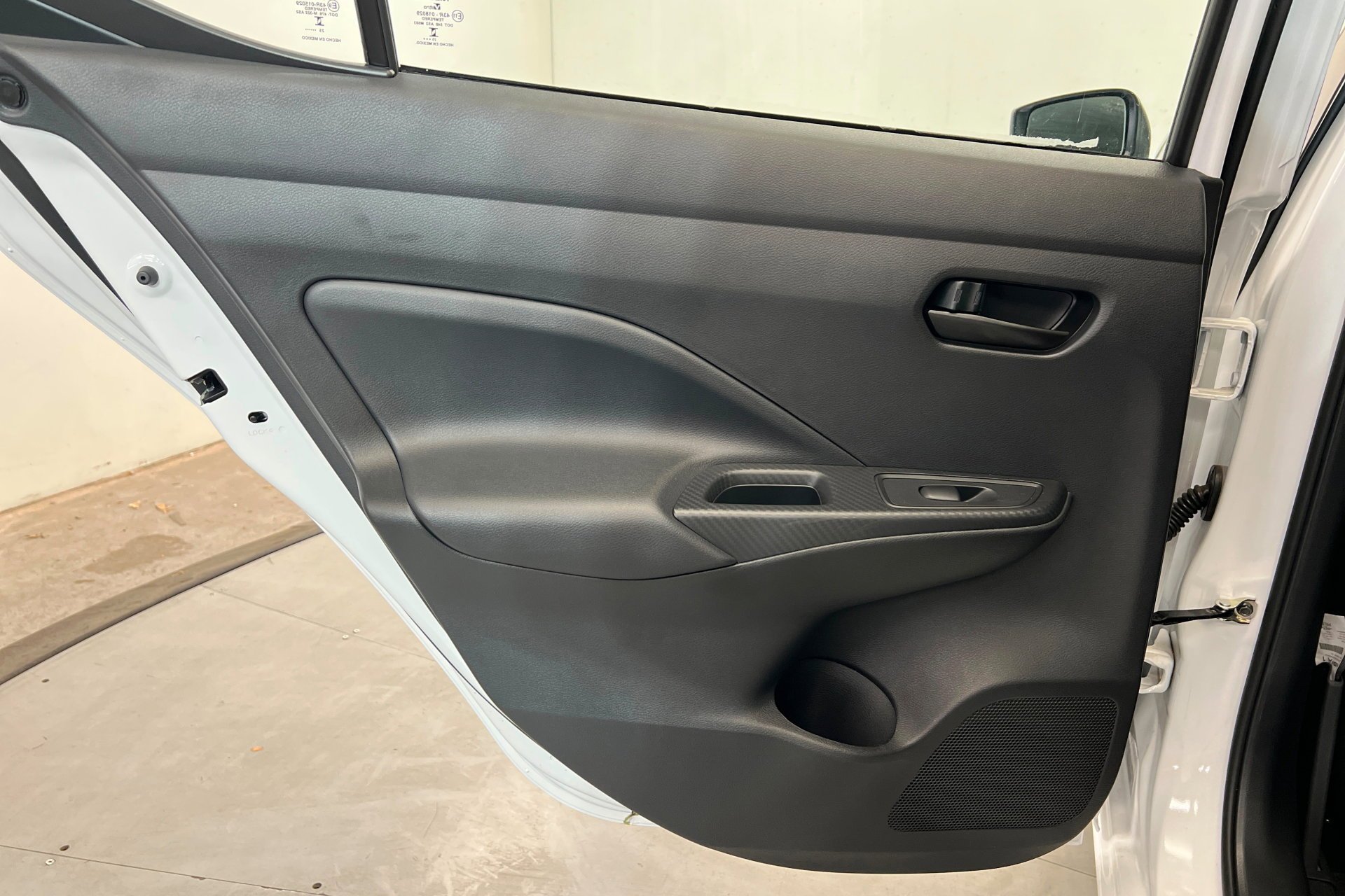 Used 2025 Fresh Powder Nissan S image 19