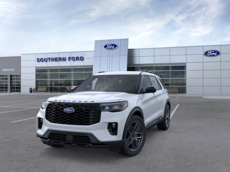 New 2026 Space White Metallic Ford ST-Line image 2