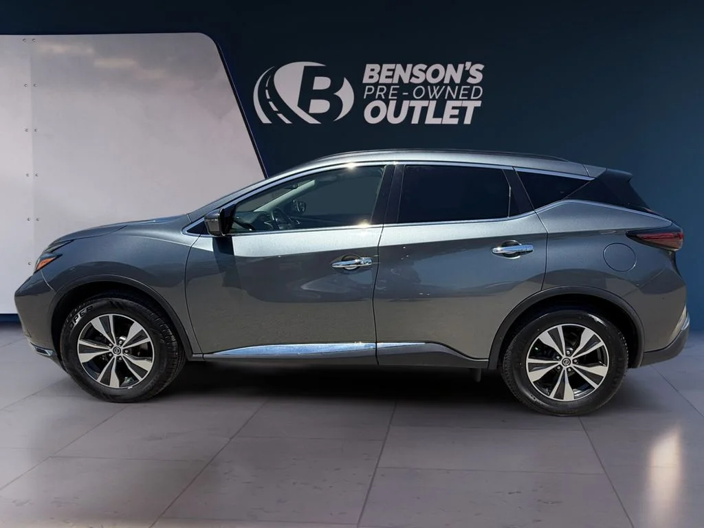 Used 2020 Gray Nissan SV image 2