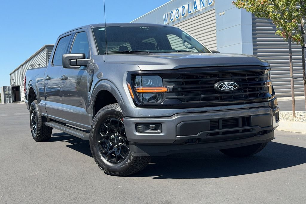 New 2026 Carbonized Gray Metallic Ford XLT image 1