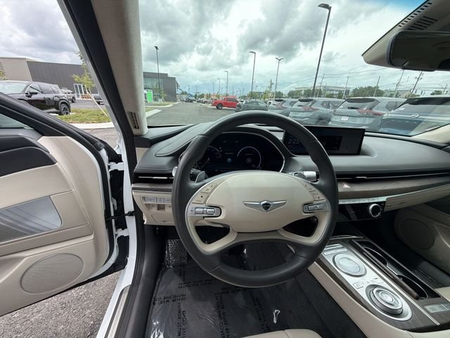 Used 2021 White Genesis 3.5T image 14