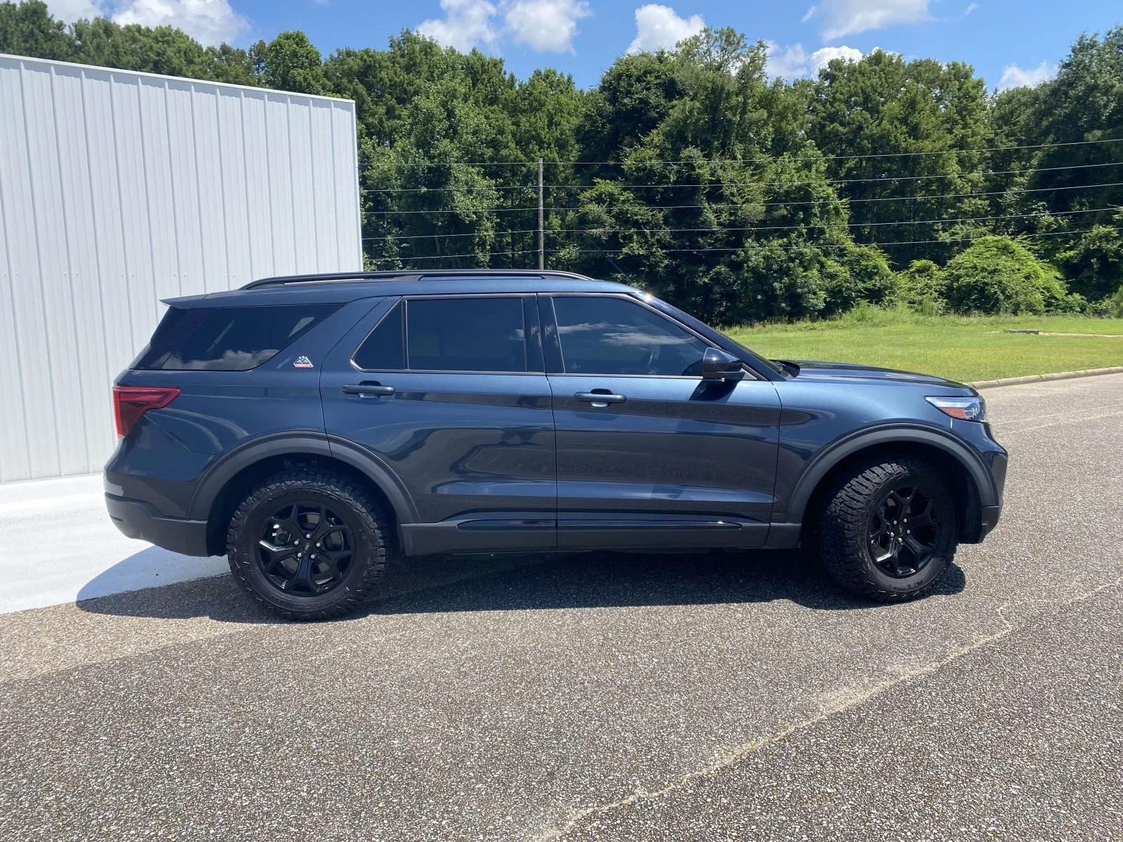 Used 2023 Blue Ford Timberline image 8