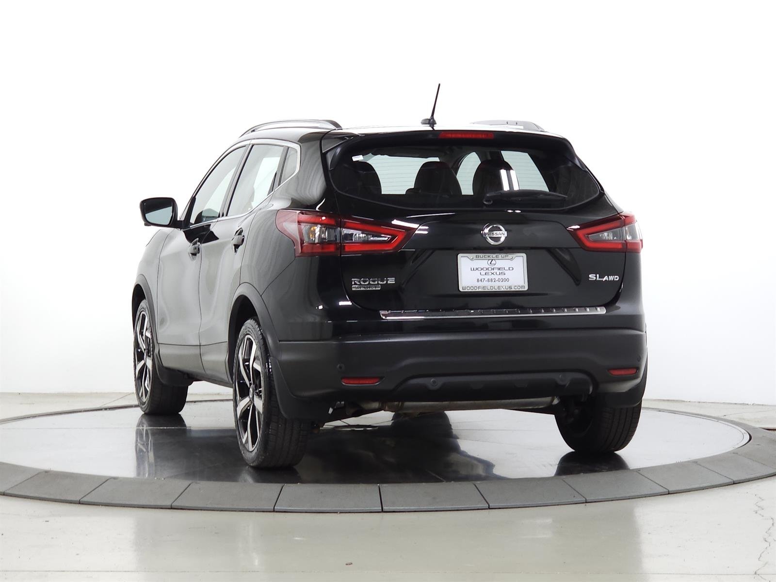 Used 2020 Magnetic Black Pearl G41 Nissan SL image 5
