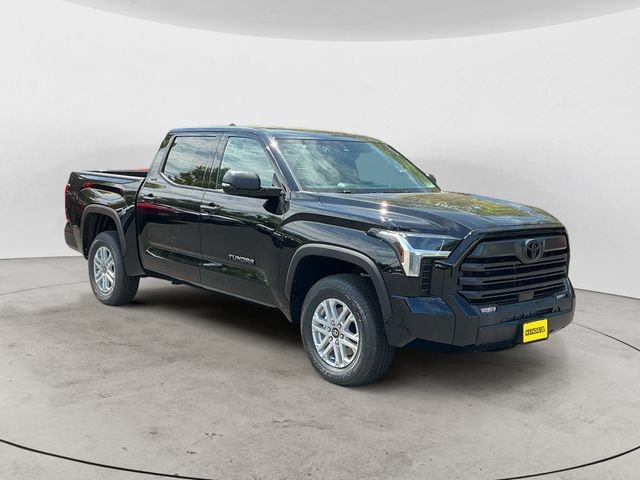 New 2026 Midnight Black Metallic Toyota  SR5 image 3