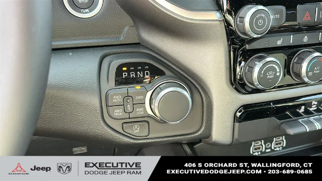 New 2026 Diamond Black Crystal Pearl-Coat Exterior Paint RAM Big Horn/Lone Star image 14