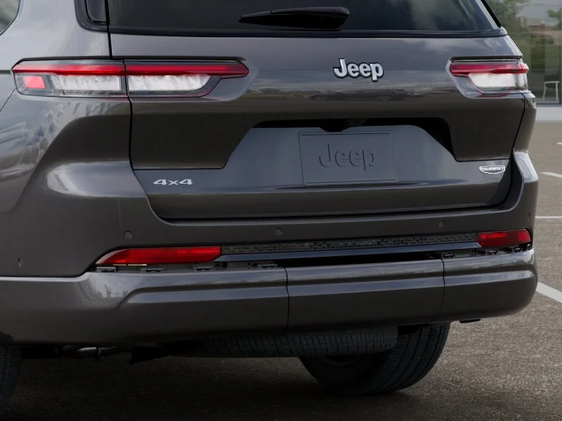 New 2026 Baltic Gray Metallic Clear-Coat Exterior Paint Jeep Summit image 43