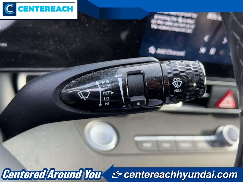 2022 Hyundai Elantra Limited - Photo 23