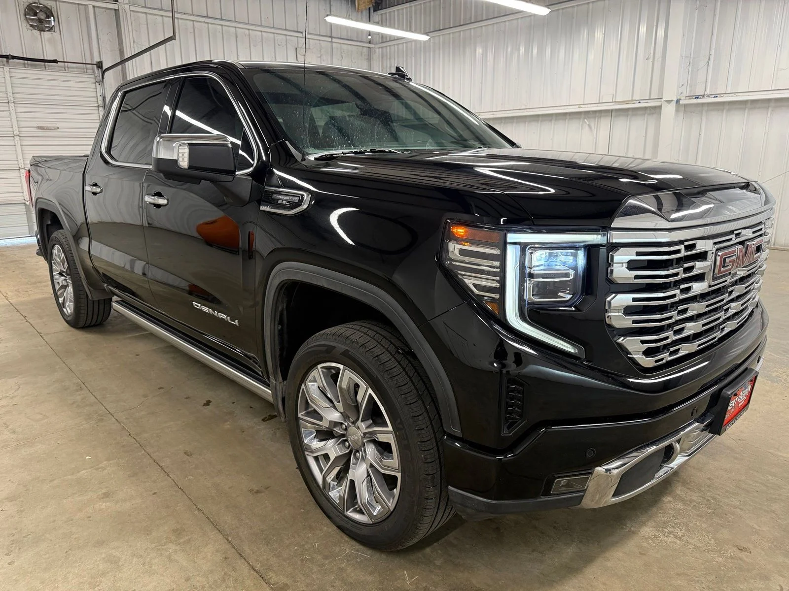 Used 2024 Black GMC Denali image 1