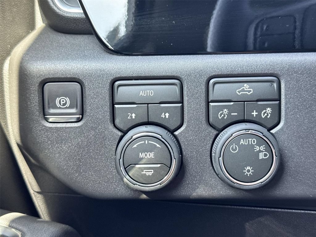 2026 Chevrolet Silverado 1500 LT - Photo 18