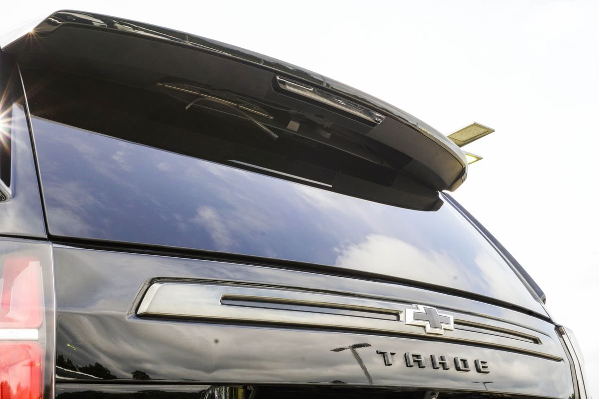 Used 2021 Black Chevrolet Z71 image 13