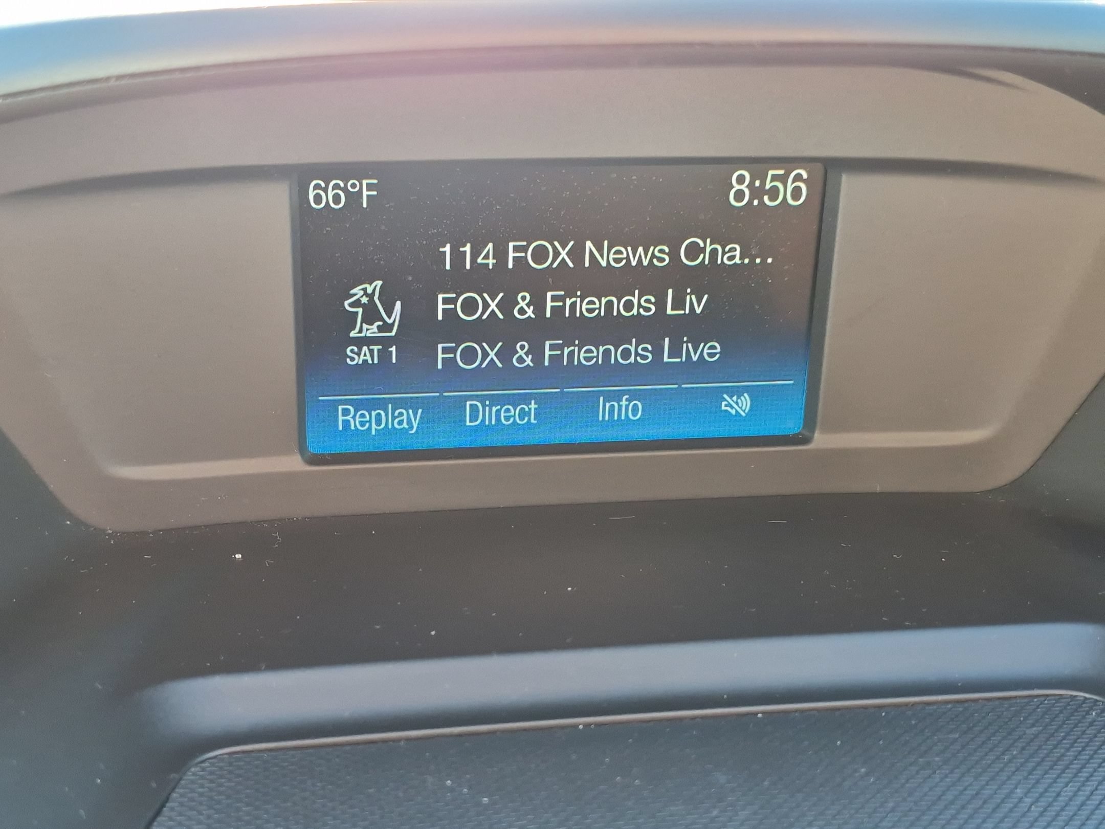 Used 2018 Lightning Blue Metallic Ford SE image 21