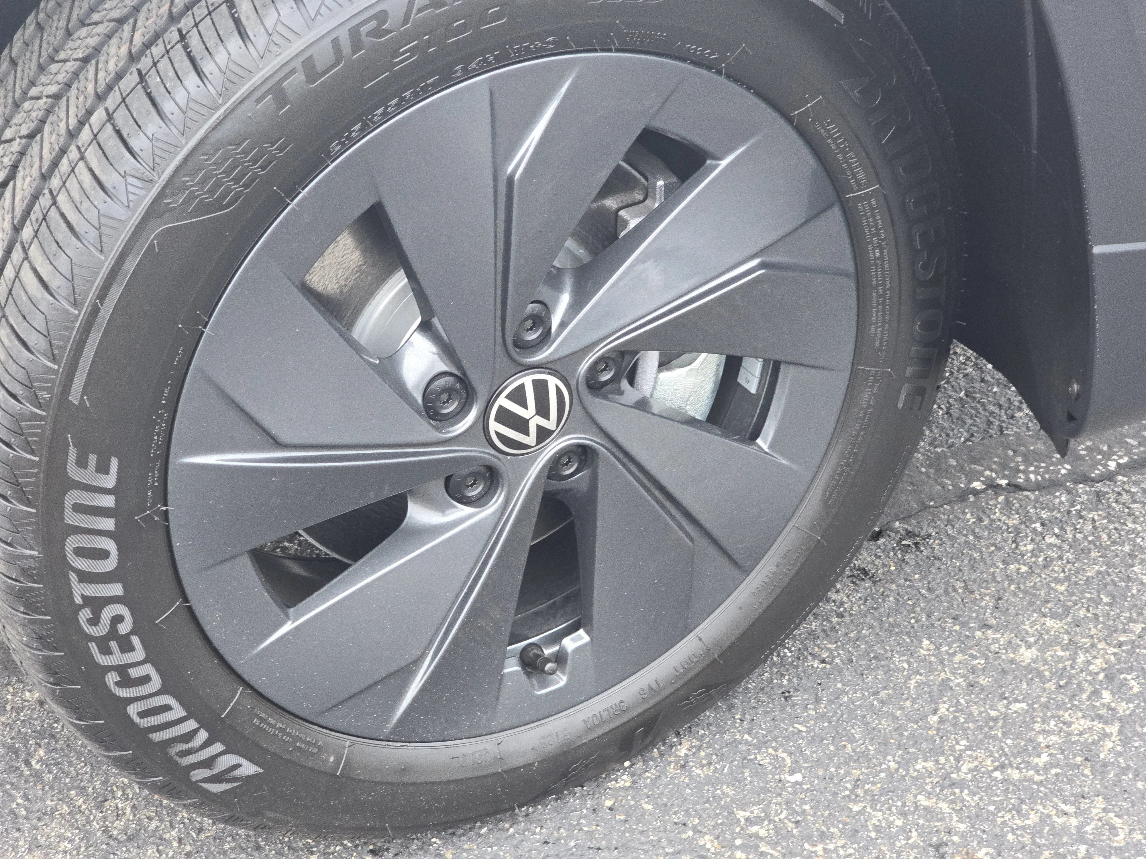 New 2026 Pure White Volkswagen S image 10
