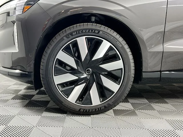 2025 Volvo EX90 Ultra - Photo 22