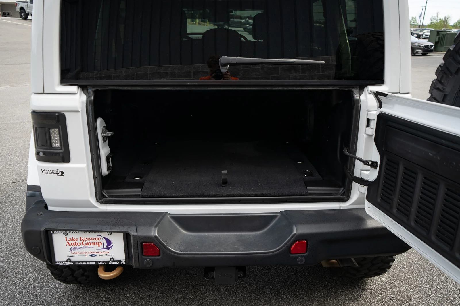 Used 2022 White Jeep Unlimited Rubicon 392 image 19