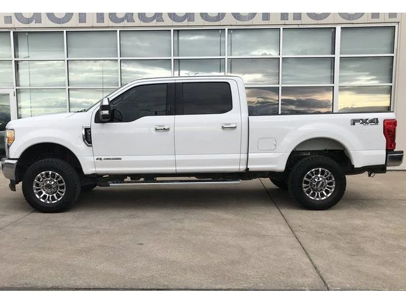Used 2017 Oxford White Ford Lariat image 5