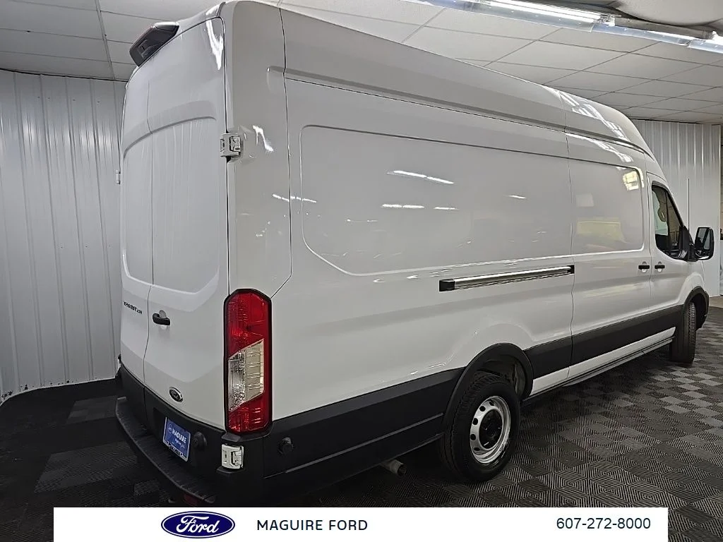 Used 2025 White Ford Base image 10