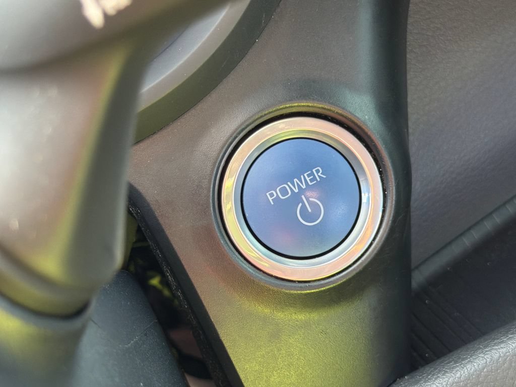 2024 Toyota Sienna Woodland Edition - Photo 31