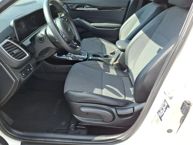 Used 2024 White Kia S image 14