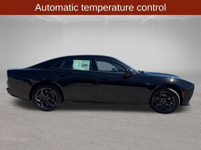 New 2026 Diamond Black Crystal Pearlcoat Dodge R/T image 9