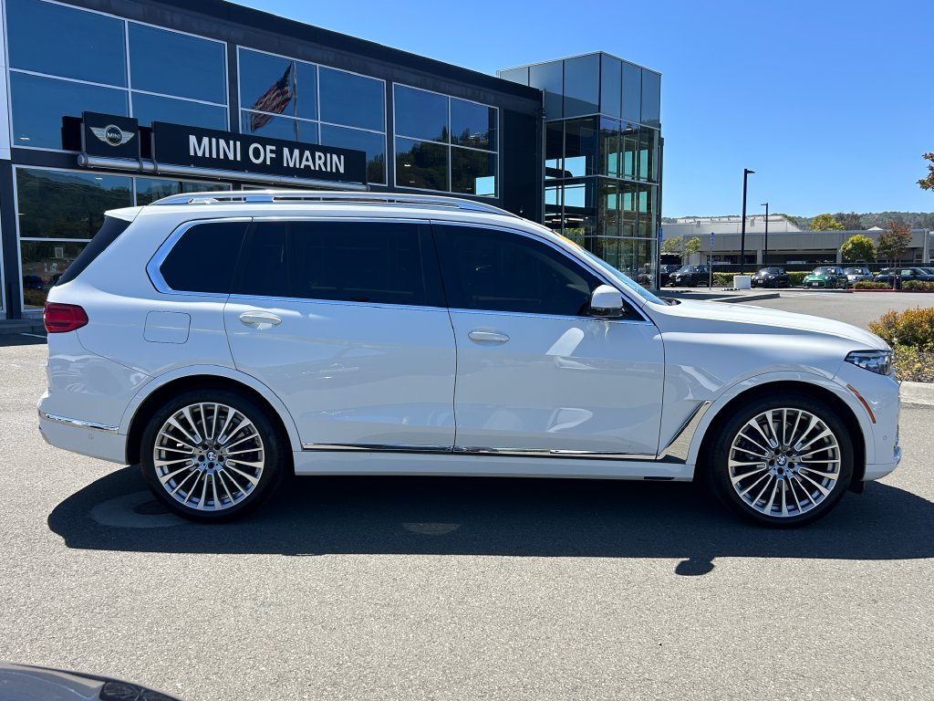 Used 2021 Alpine White BMW xDrive40i image 6