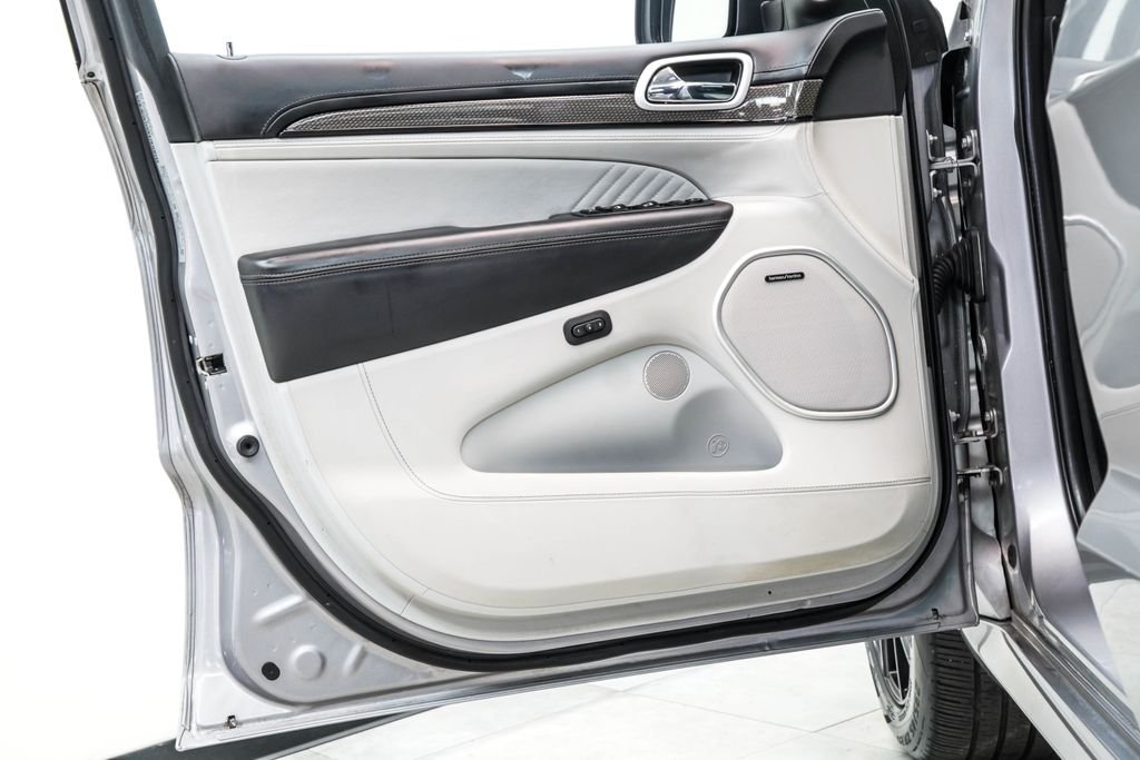 Used 2021 Silver Jeep Trackhawk image 42
