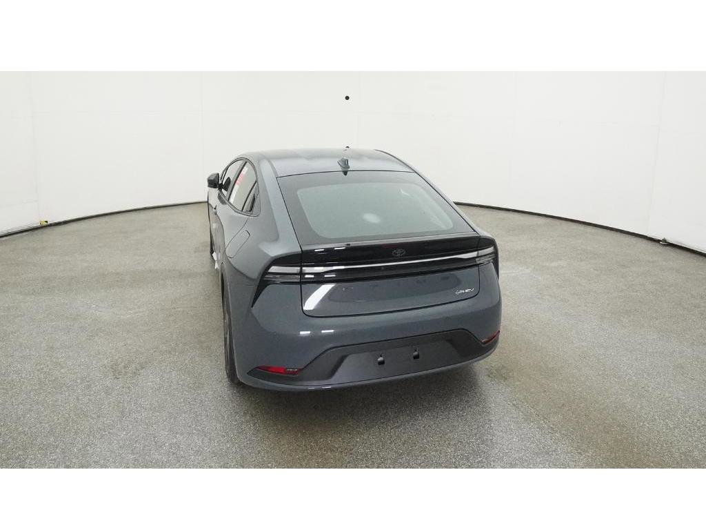 2025 Toyota Prius SE - Photo 6