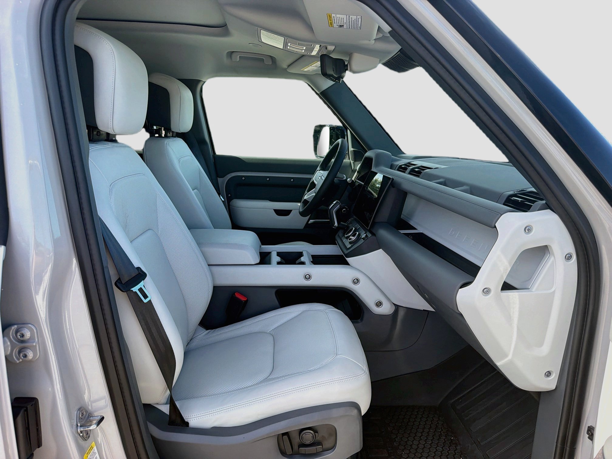 New 2026 Borasco Grey Land Rover X-Dynamic SE image 15