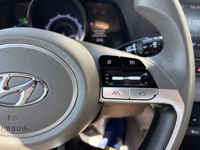 Used 2023 Ultimate Red Hyundai Blue image 19