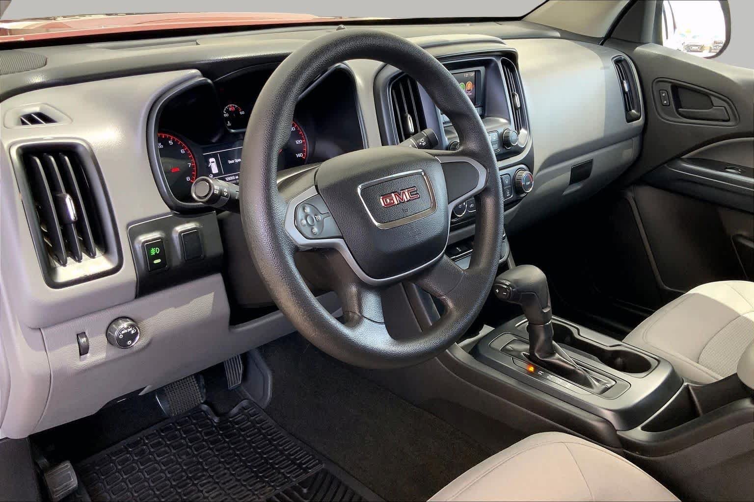 Used 2016 Copper Red Metallic GMC 2WD image 17