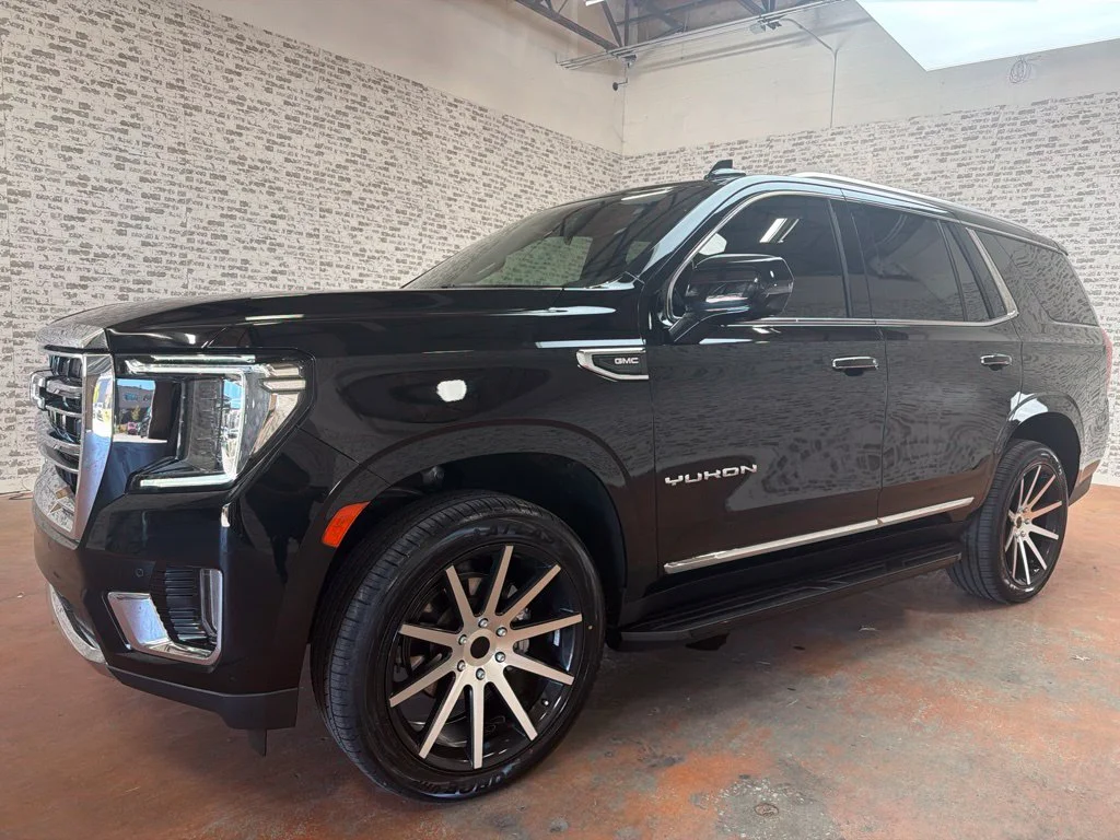 Used 2022 Onyx Black GMC SLT image 3