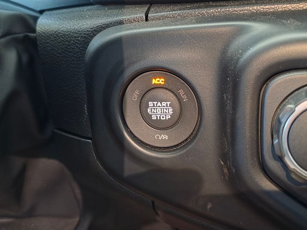 Used 2022 Red Jeep Unlimited Rubicon 392 image 39