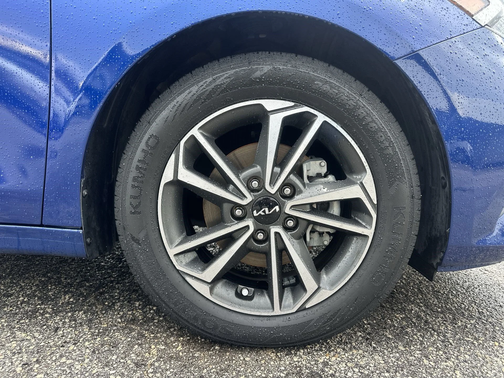 Certified Used 2023 Deep Sea Blue Kia LXS image 18