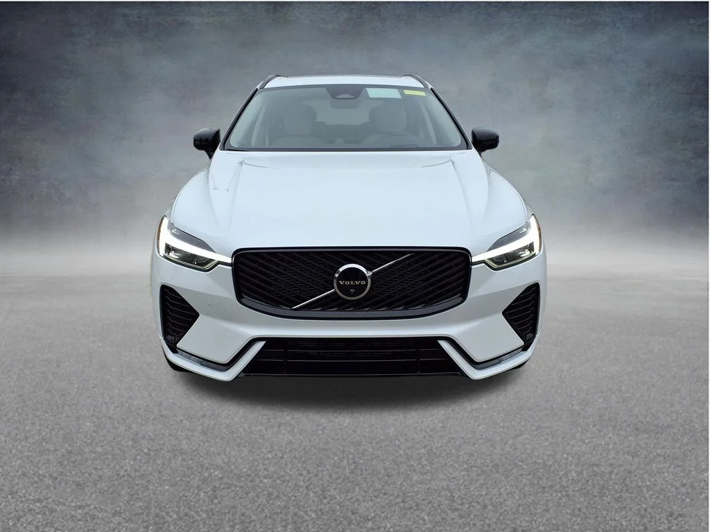 New 2026 Crystal White Volvo Ultra image 2
