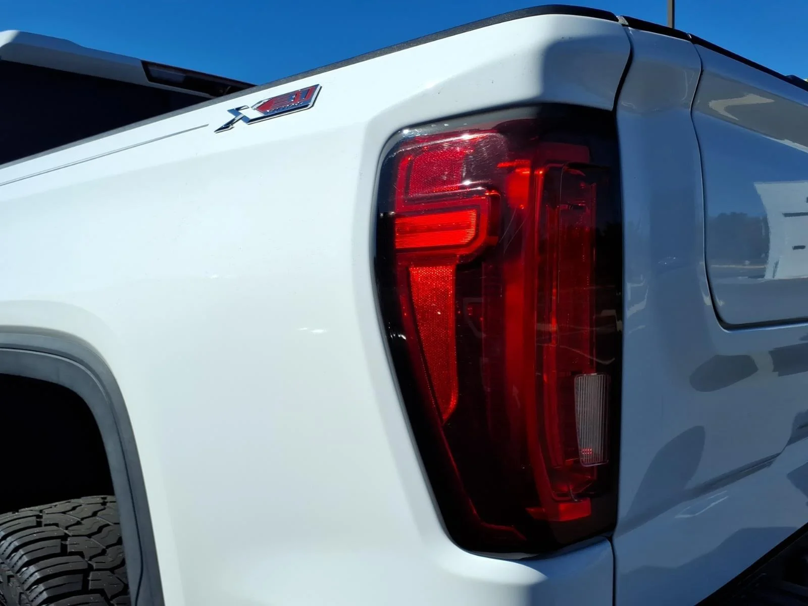 Used 2020 Summit White GMC SLT image 20
