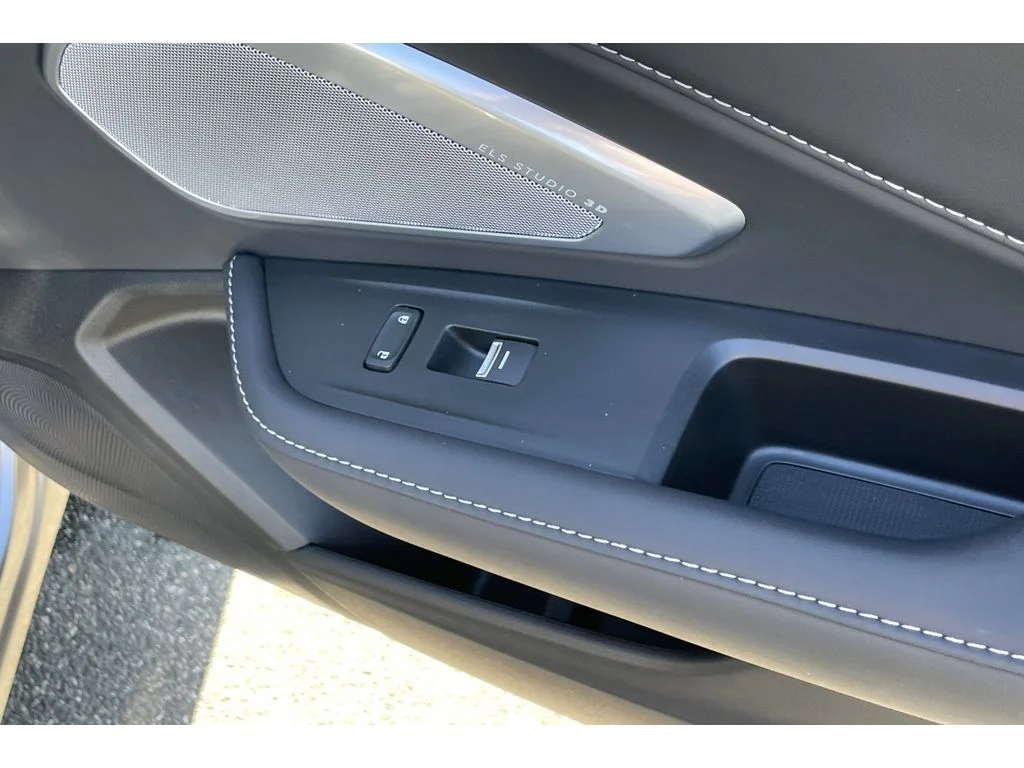 Used 2023 Liquid Carbon Metallic Acura w/Advance Package image 21
