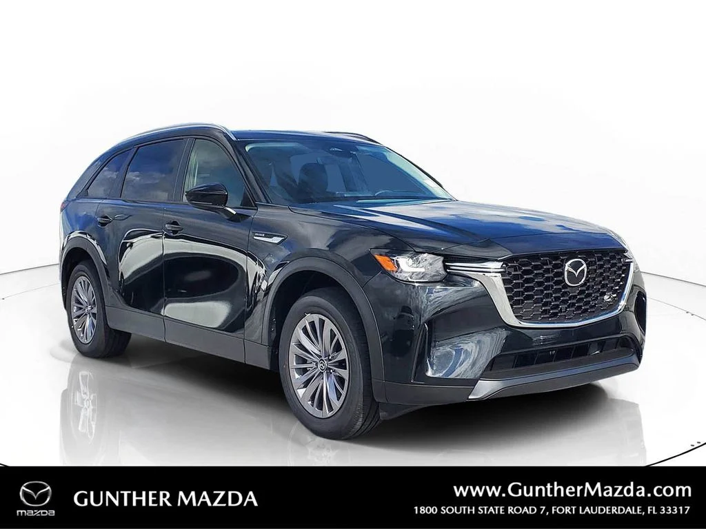 Used 2026 Black Mazda 3.3 Turbo Select image 1