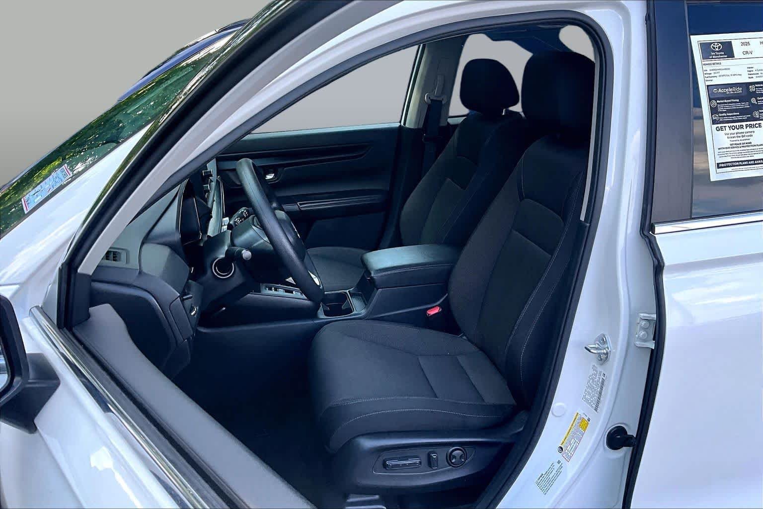 Used 2025 Platinum White Pearl Honda EX image 9