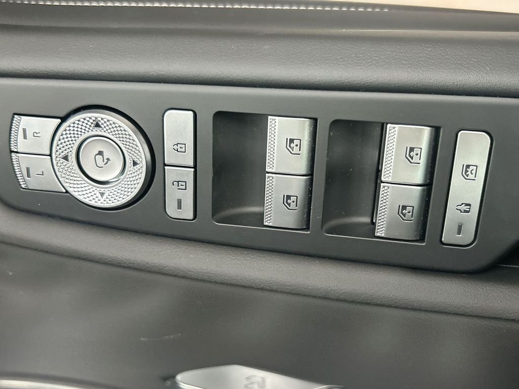 New 2026 Gray Genesis 2.5T PRESTIGE image 13
