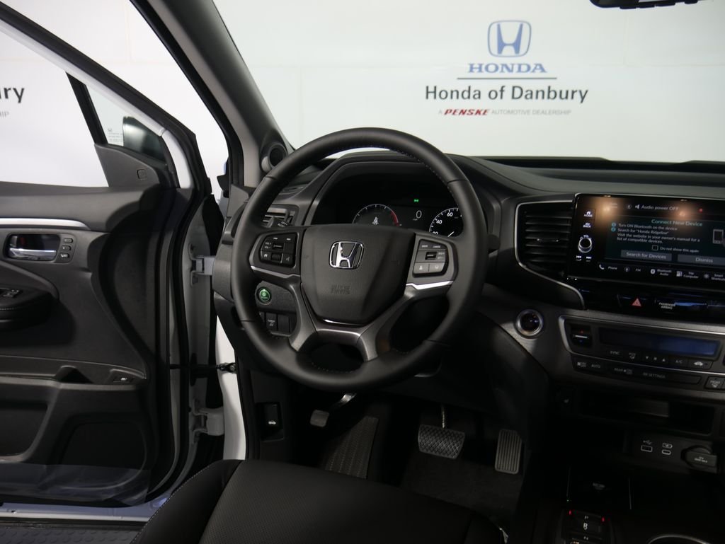 New 2026 Platinum White Pearl Honda RTL image 16