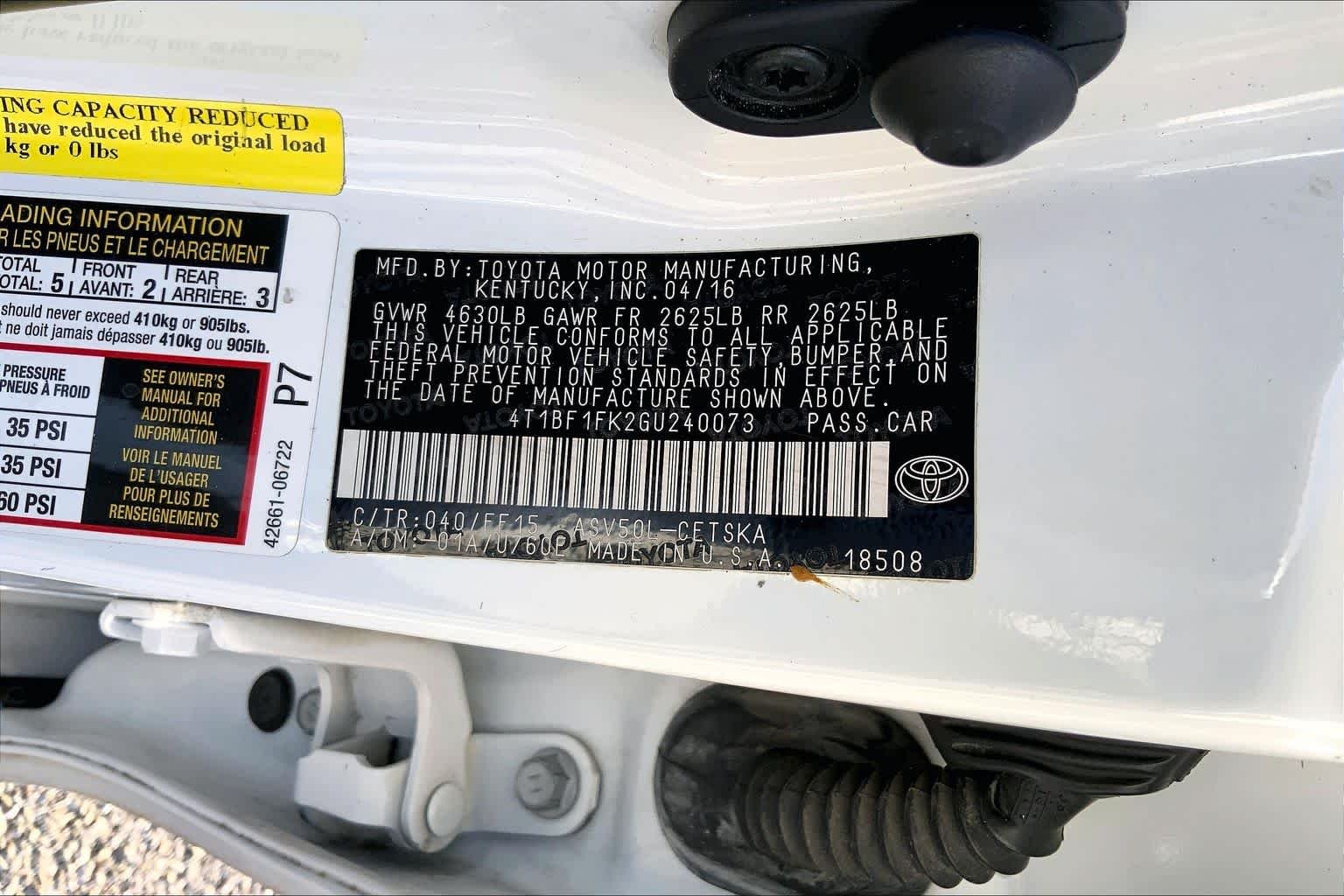 Used 2016 Super White Toyota SE image 36