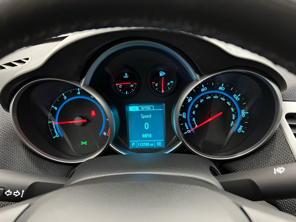 Used 2013 Silver Ice Metallic Chevrolet 1LT image 18