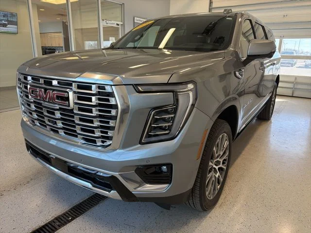 2026 GMC Yukon XL Denali - Photo 6