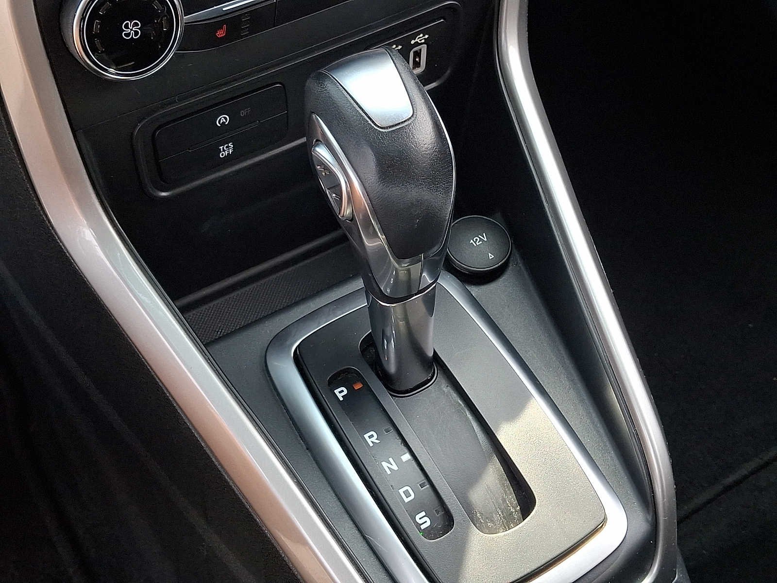 Used 2018 Smoke Ford Titanium image 15