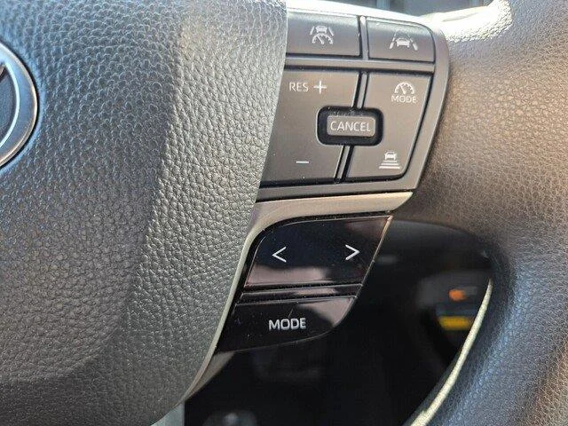 Used 2025 BLACK Toyota LE image 17