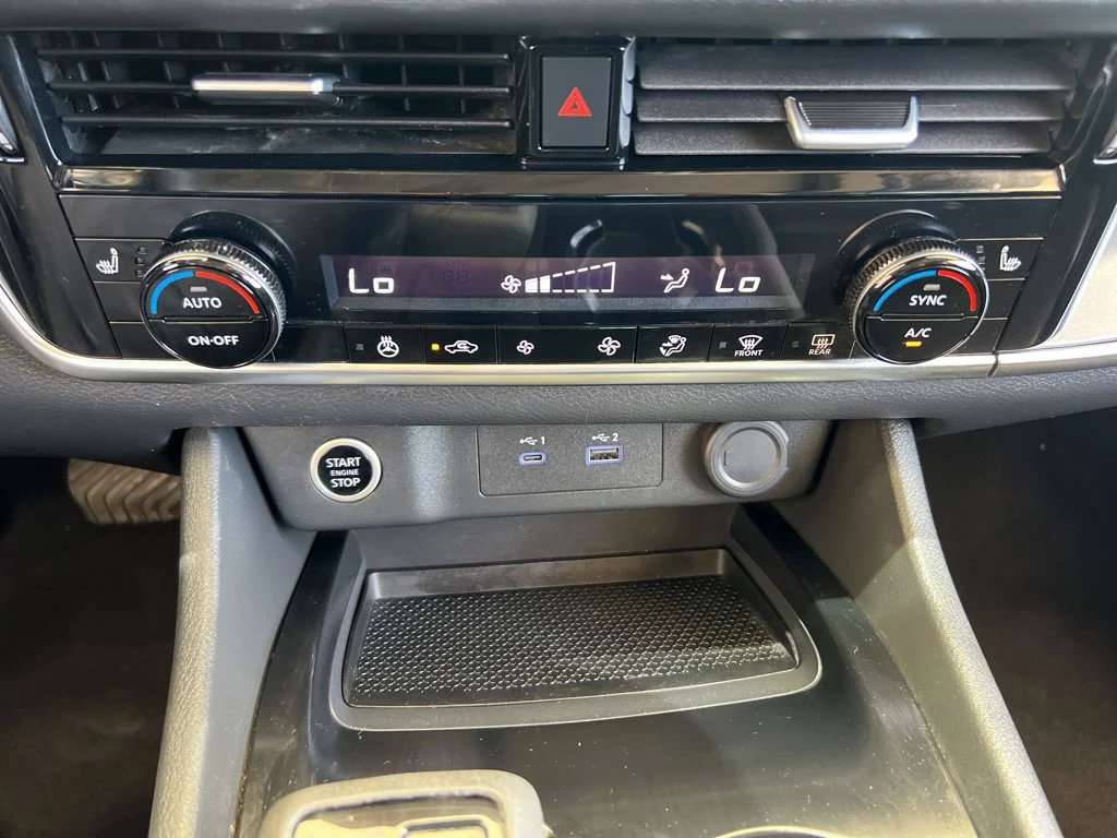 Used 2023 Caspian Blue Metallic Nissan SV image 41