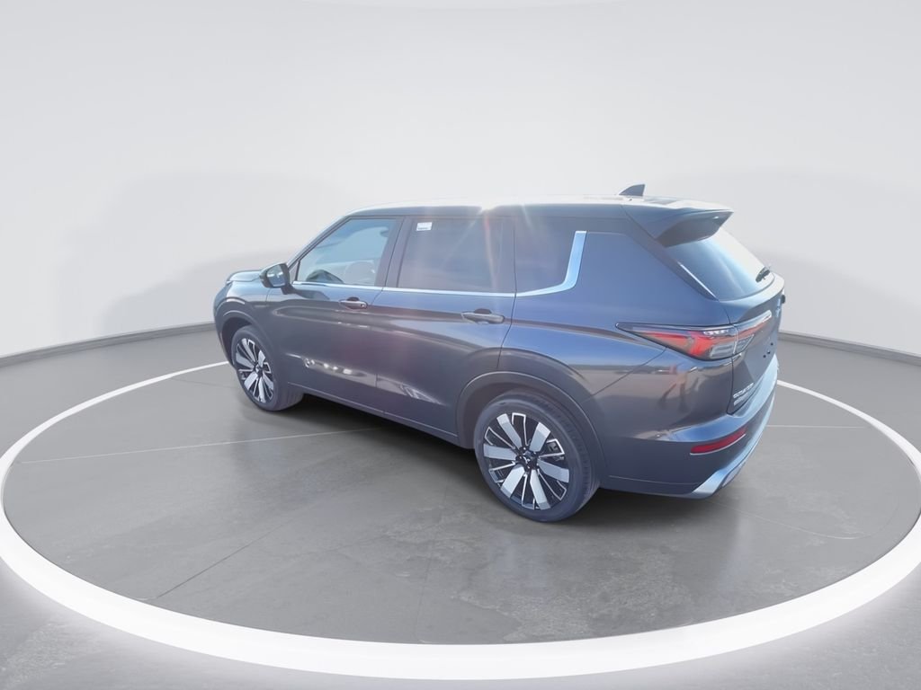 2025 Mitsubishi Outlander SE - Photo 6