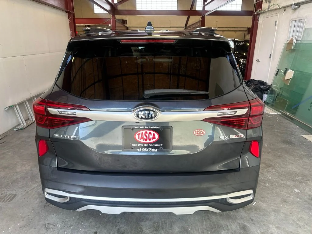 Used 2021 Gray Kia SX image 4
