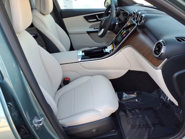 New 2027 Silver Mercedes-Benz GLC 300 image 16