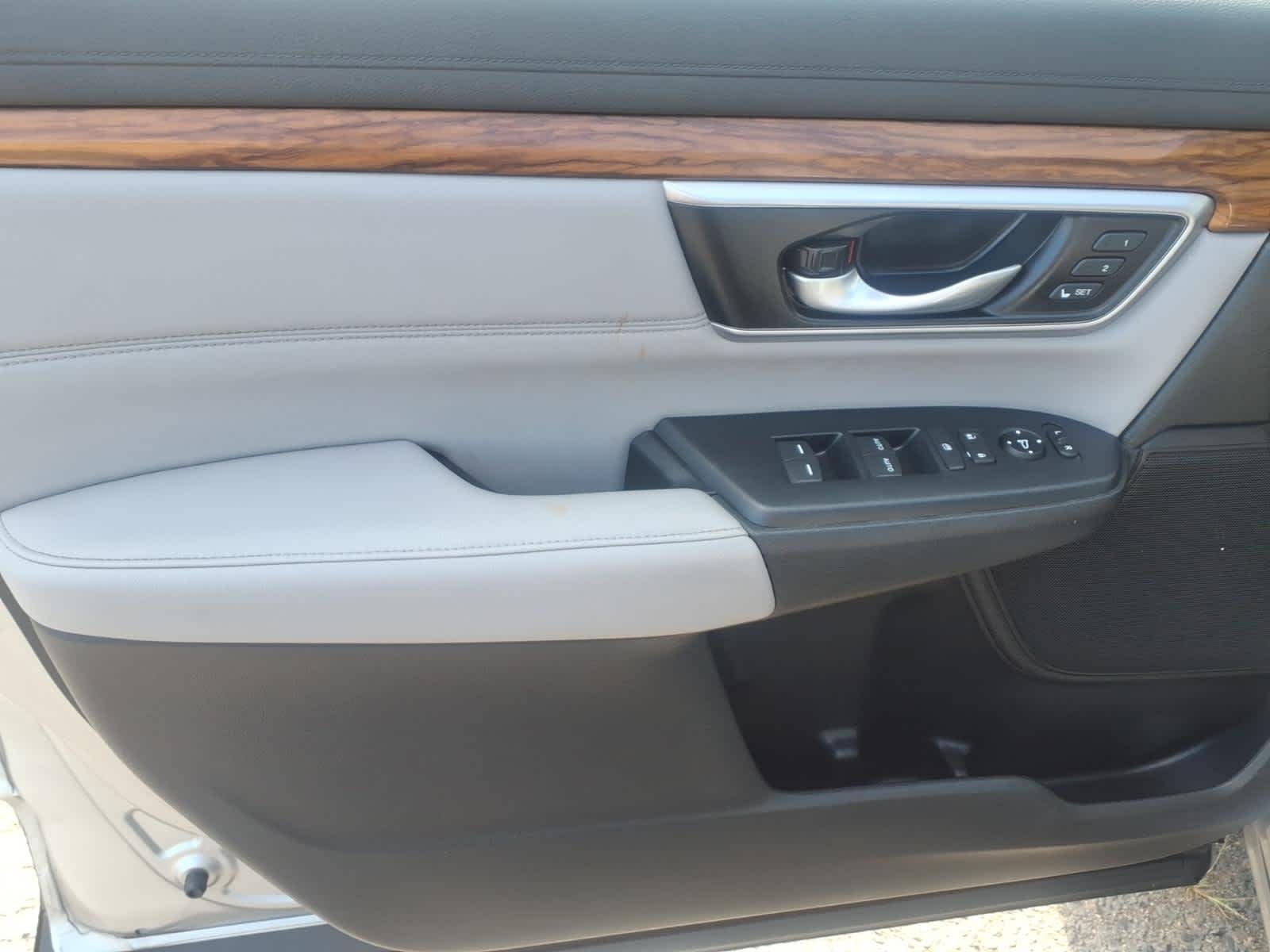 2022 Honda CR-V EX-L - Photo 17